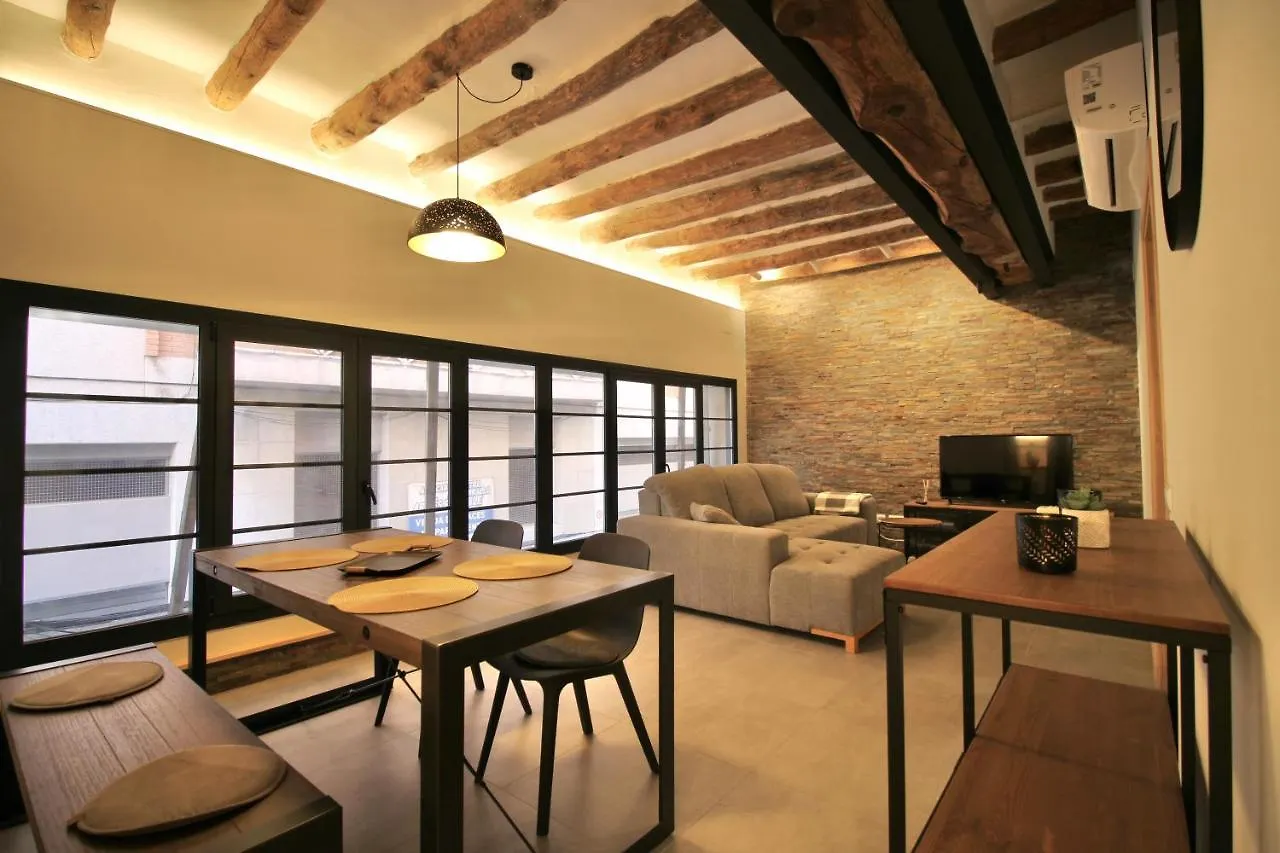 טראגונה Fabrika Loft Serrallo דירה