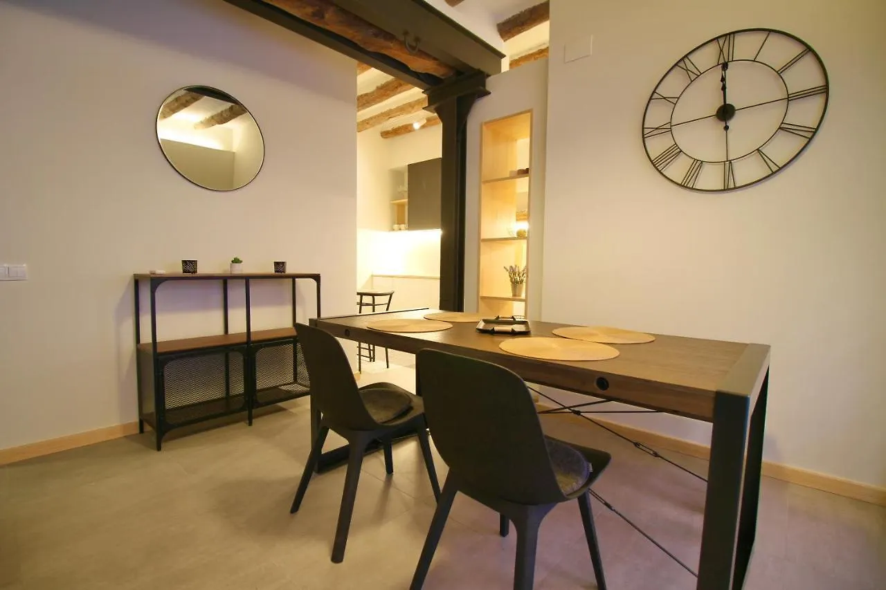 טראגונה Fabrika Loft Serrallo 0*,  ספרד